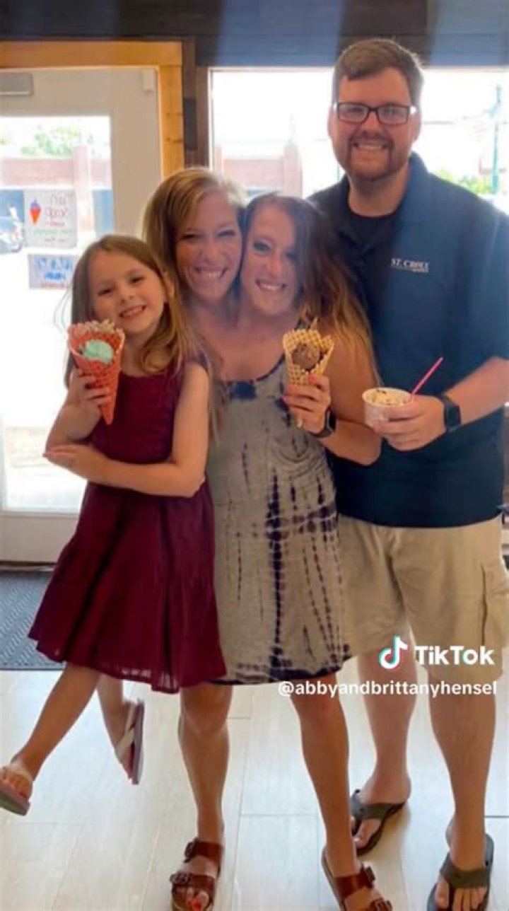 Abby and Brittany Hensel: A Deep Dive into Their Journey and Recent Sad News