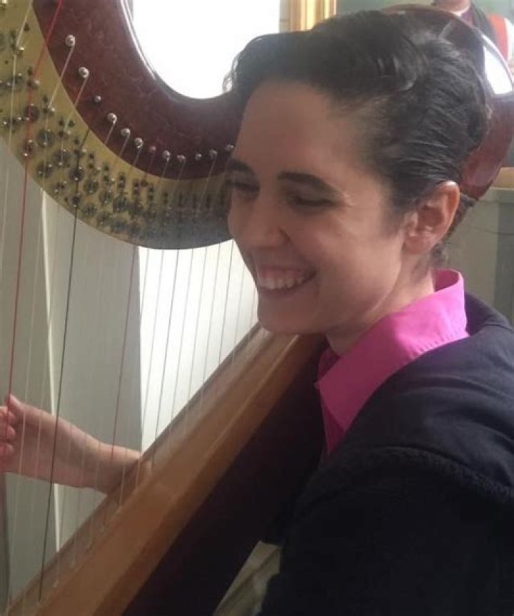 Amy Shafer: The Renowned Harpist Who Transforms Music