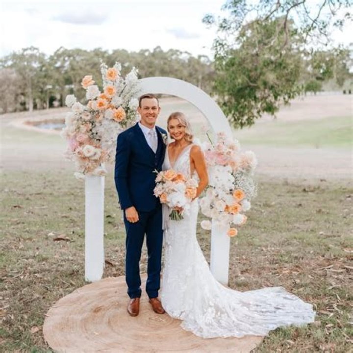 Discovering Jessica Hull's Husband: Insights into Their Relationship and Life Together