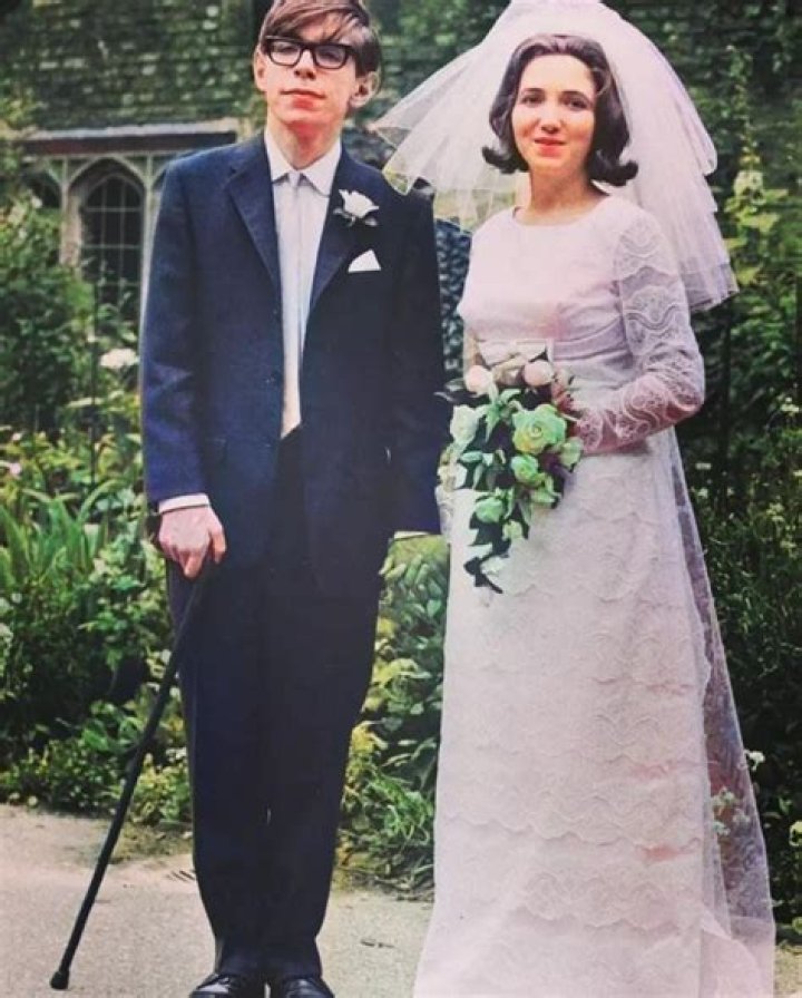 Exploring the Lives of Stephen Hawking's Wives: A Journey Through Love, Challenges, and Triumphs