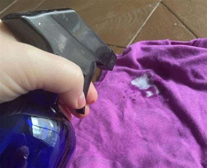 How Do You Get Chapstick Out of Clothes After Drying: A Comprehensive Guide
