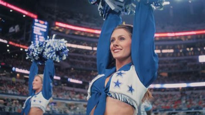 How Much Do NFL Cheerleaders Get Paid? A Comprehensive Guide to Their Earnings and More