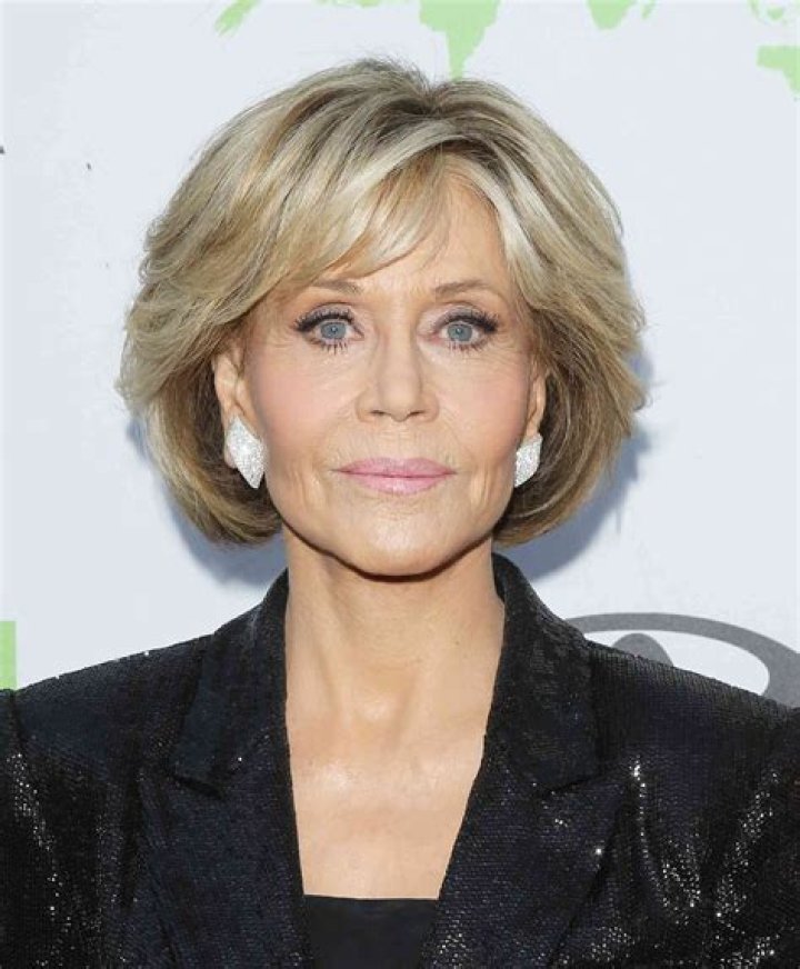 Jane Fonda's Short Haircut: A Timeless Style Icon and Her Impact on Modern Hair Trends