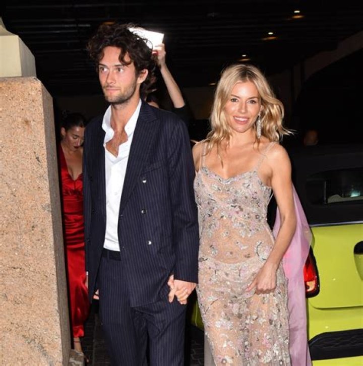Julia Roberts' Former Husband: A Deep Dive into Their Relationship and Beyond
