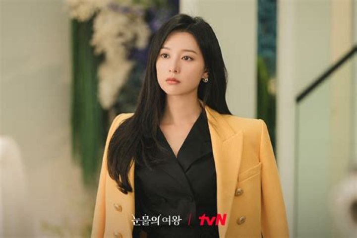Kim Ji Won's Love Story: Agency Confirms Dating Rumors
