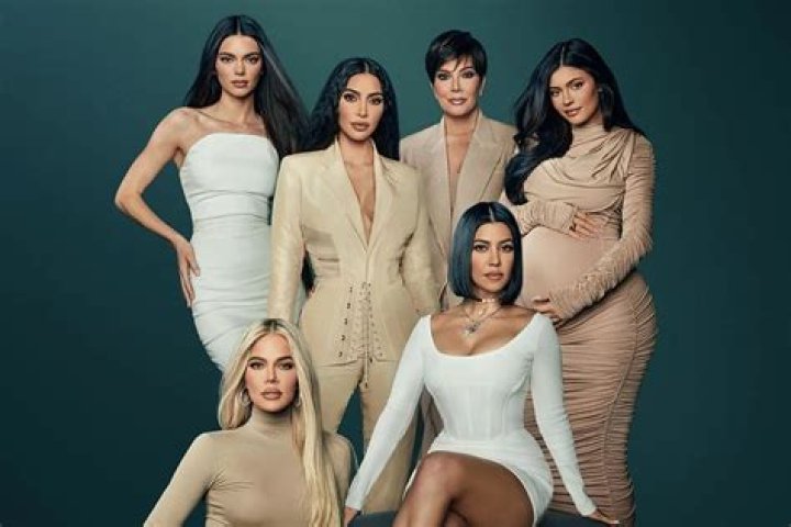 Kim Kardashian Would Totally Date Justin Bieber, Shrugs Off Bill O'Reilly