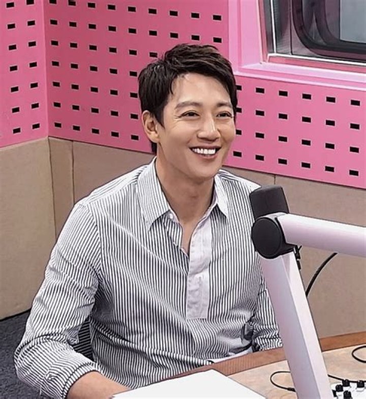 Kim Rae-Won Relationships: A Comprehensive Insight into His Love Life