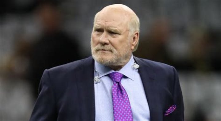 Terry Bradshaw: A Legendary Quarterback Who Defined NFL Greatness